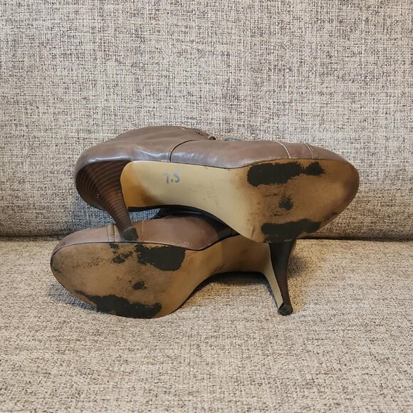 Nine West Gray Leather High Heel Ankle Boot - Picture 6 of 6